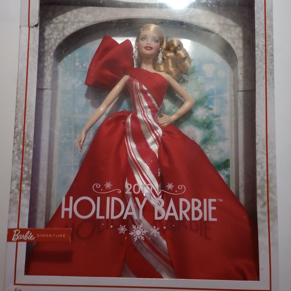 Mattel Barbie Signature 2019 Holiday Barbie Doll - FXF01 - Blonde